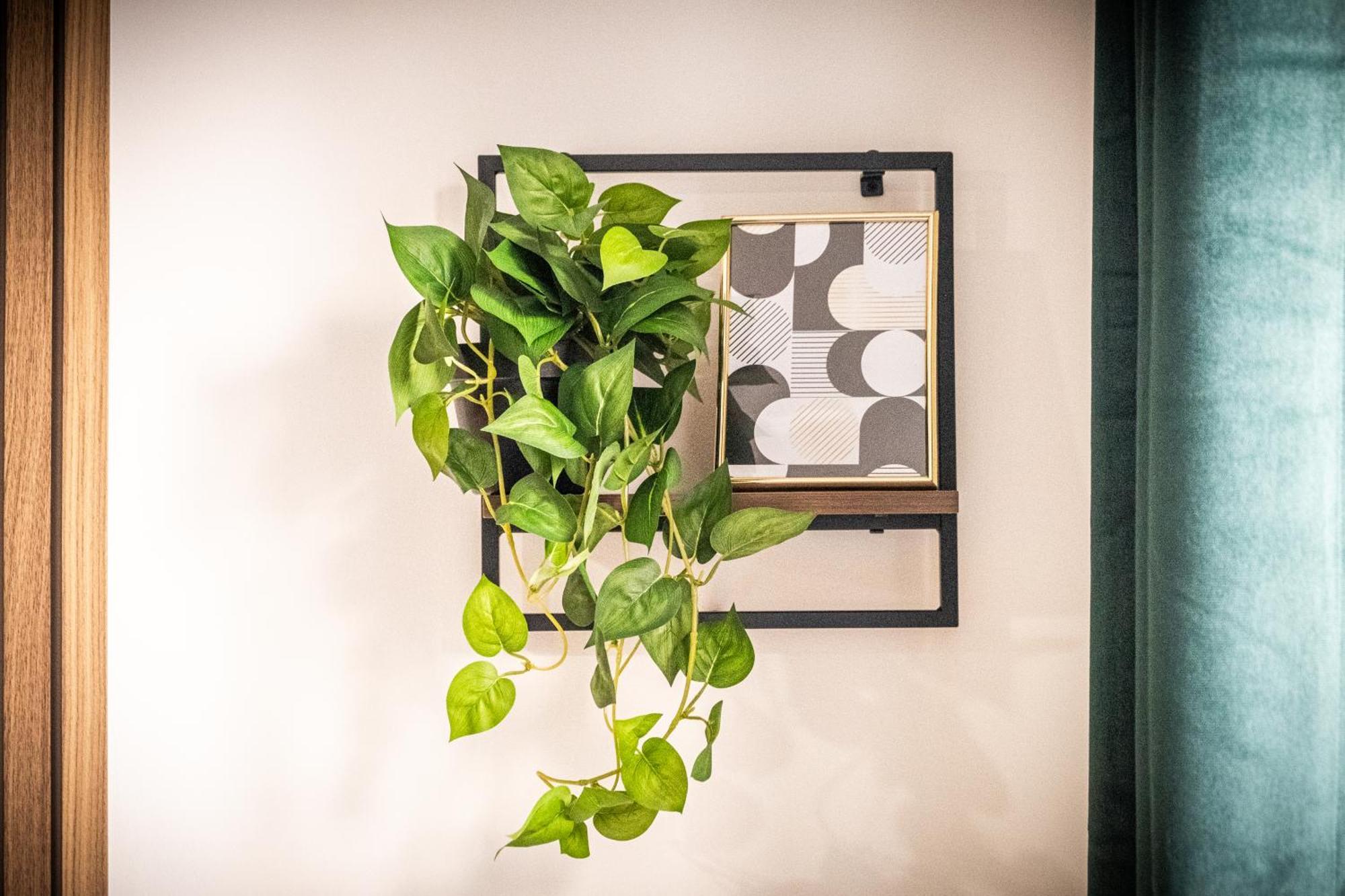 City Centre Emerald Escape - Sleeps-6, 2Beds & 2Baths , Netflix , Free Internet Birmingham Esterno foto